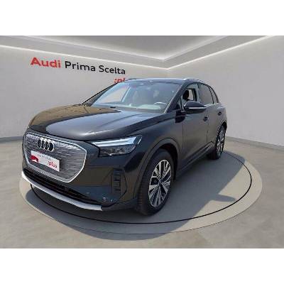 Audi Q4 45 e-tron Advanced Business 210 kW
