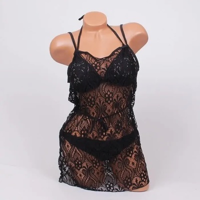 Бански с дантелена туника в черен цвят - чашка В