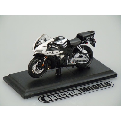 Maisto Honda CBR 1000 RR 1:18