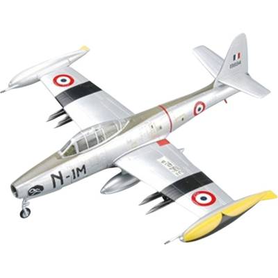 Easy Model Republic F-84G Thunderjet francouzské letectvo 1952 1:72