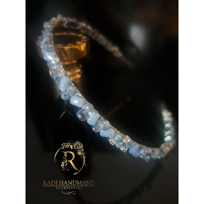 Radi handmade Елегантна диадема със светло сини перлени кристали (964)