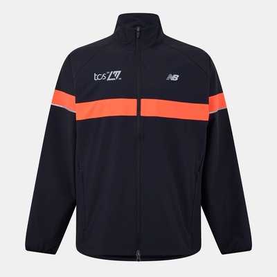 New Balance Яке New Balance Men's Marathon Weather-Resistant Moisture-Wicking Performance Running Jacket - Black/Red