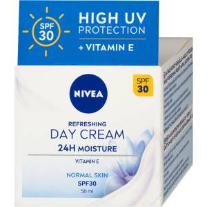 Nivea дневен крем 50 мл хидратиращ SPF30