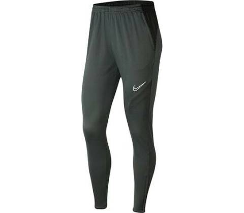 Nike Academy Pro