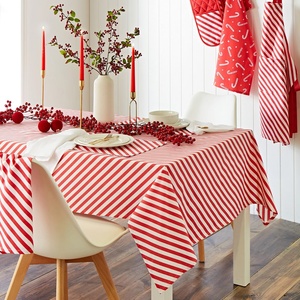 Catherine Lansfield Памучна покривка за маса 137x178 cm Candy Cane - Catherine Lansfield (KT/57740/W/T13217/RE)