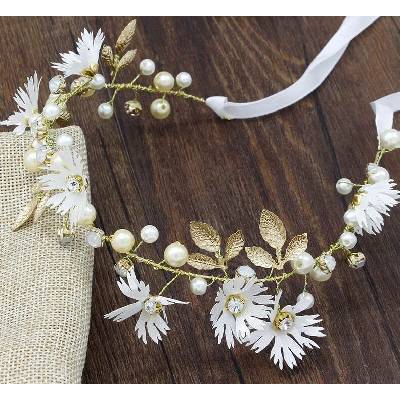 Naishide Jewelry Vlasová ozdoba do vlasů s bílými květy, perlami a zlatými lístky