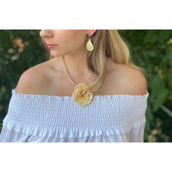 Meganflo Бяла триизмерна роза