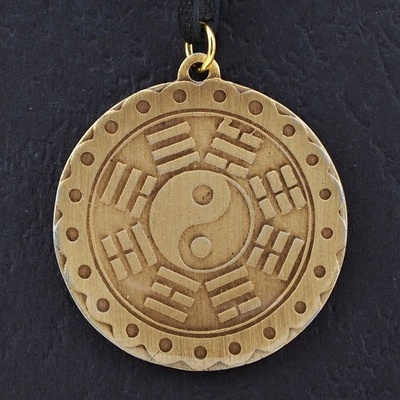 Amulet Symbols Symbol 35 Jin-jang s osmi triagramy