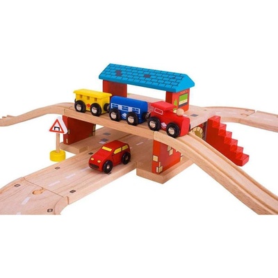 Bigjigs Rail dřevěné autodráhy Nádraží nad cestou