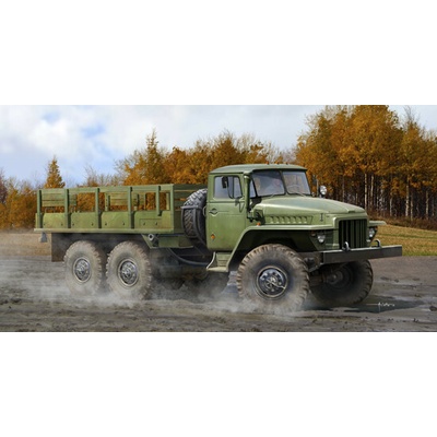 Trumpeter Ural 375D 1:35