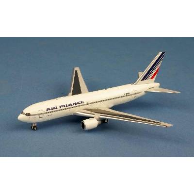 AeroClassic B767-27EER Air France 1990s Colors 1:400