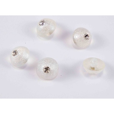 Gombík so štrasovým kamienkom, s vrúbkami, vypuklý, so spodným prišitím - priesvitný - priemer 1,4 cm