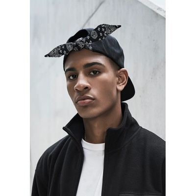 Urban Classics Шапка с козирка в черно Bandana Tie Snapback UB-6089BS-00017 - Черен, размер one size