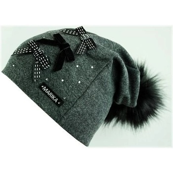 dívčí převislá čepice s kožešinovou bambulí