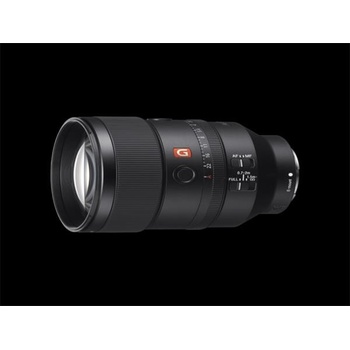 Sony FE 135mm f/1.8 GM