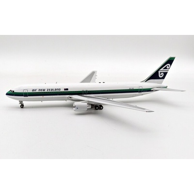 Inflight200 B767-319ER Air New Zealand 1980s Colors 1:200
