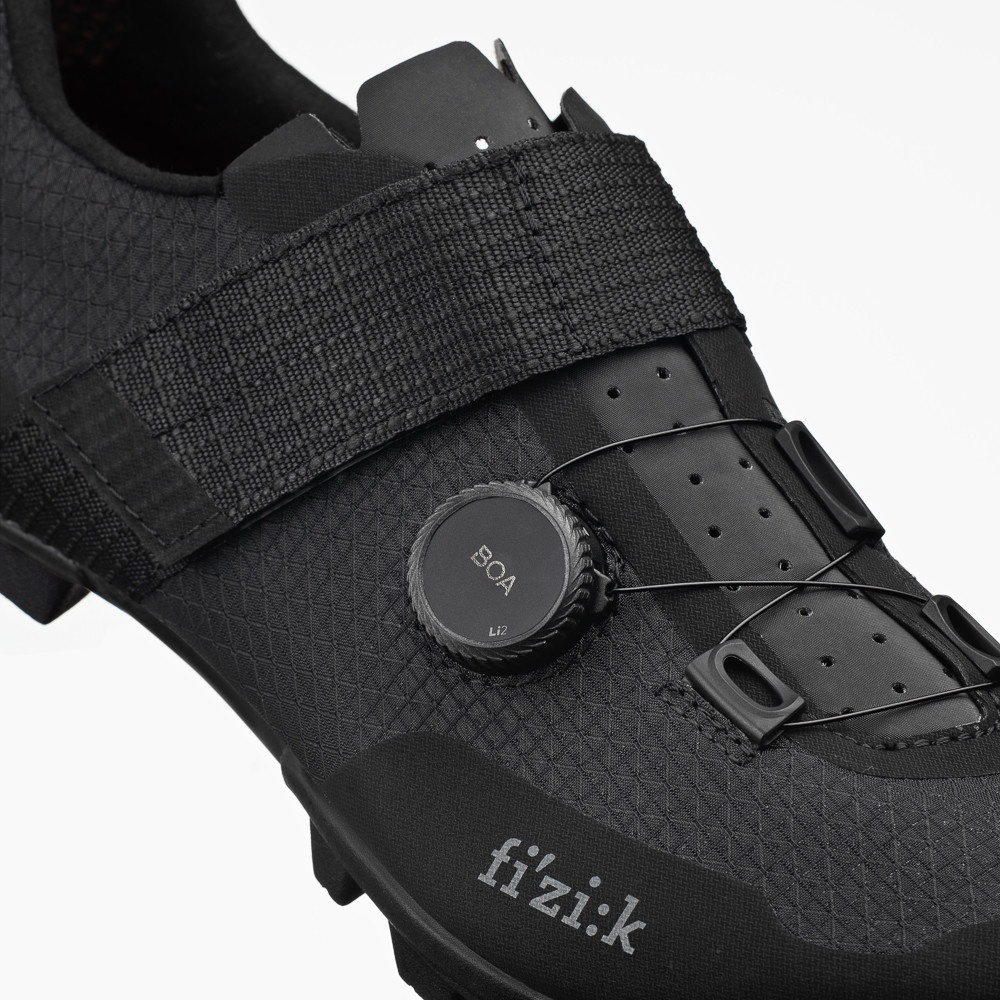 Fizik Vento Ferox Carbon black/black od 4 939 Kč - Heureka.cz