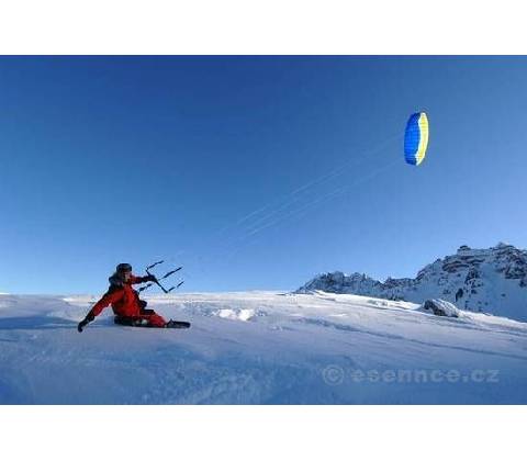Snowkiting