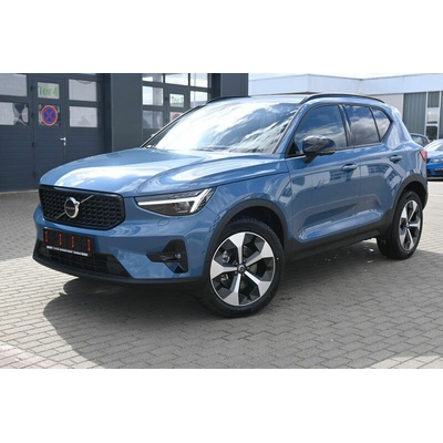 Volvo XC40 B3 Ultra DKG 120 kW