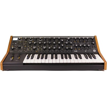 Moog SUB 37
