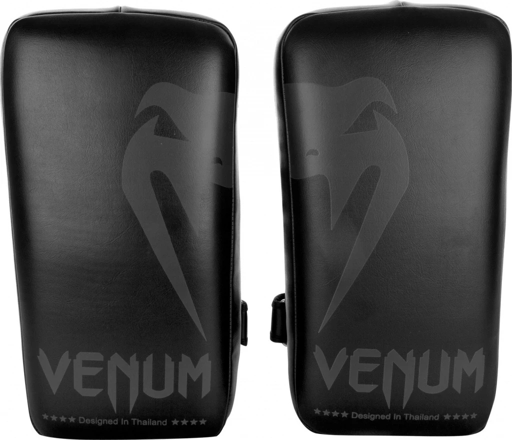 Venum Giant