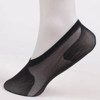 Image 1 of Ефектни дамски терлици в черно