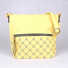Středně velká crossbody kabelka LIDA 736 žlutá
