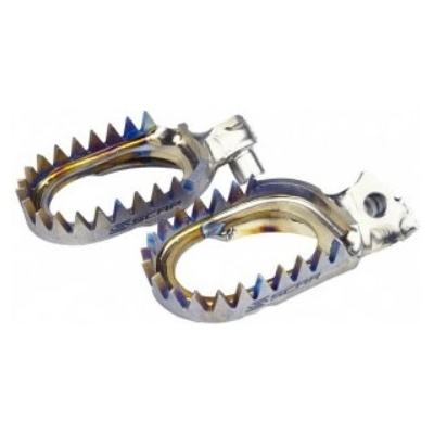 SCAR závodní stupačky řidiče titanové ANTI-MUD (protibláto) KTM 85 SX 25, 125 - 300 SX 23-25, 250 - 450 SXF 23-25, HUSQVARNA 125 - 250 TC 23-25, 250 - 450 FC 23-25, TX 300 23-25, 350 / 450 FX 23-25, G