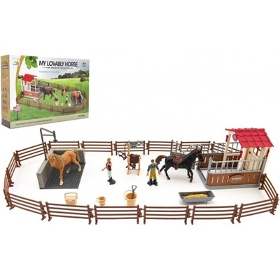 Teddies Výbeh pre kone s ohradou, ošetrovateľmi a 2 koňmi