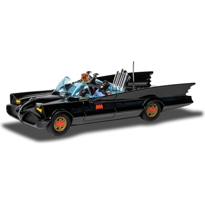 Corgi Batmobile w/ Batman & Robin 1966 1:46