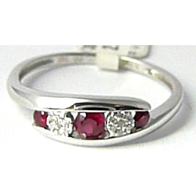 Klenoty Budín diamantový zlatý prsten z bílého AU s pravými rubíny 3861968