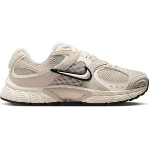 Nike Обувки w v5 rnr - sportdepot - 166,23 лв
