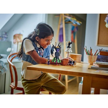 Image 1 of LEGO® Disney™ - Maleficent's and Cruella De Vil's Dresses (43262)