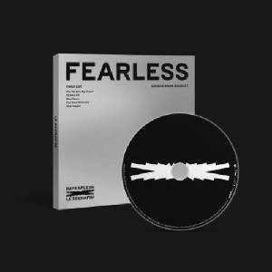 Daniel Shopping s. r. o Le Sserafim: Fearless (Monochrome Bouquet Version) - CD (049486)