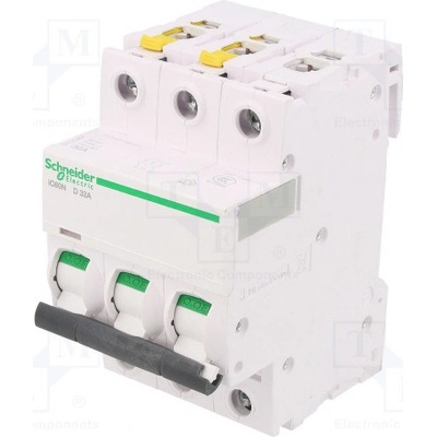 Schneider Electric A9F05332