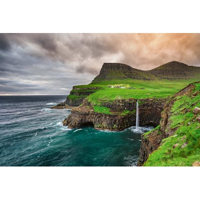 DIMEX ART Флизелинов фототапет село на скалата 375 x 250 см