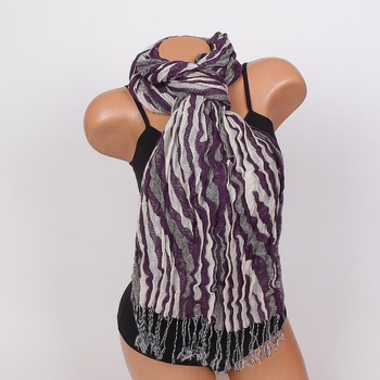 Image 1 of Топъл дамски шал в лилаво и бяло с ресни