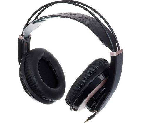 Superlux HD687