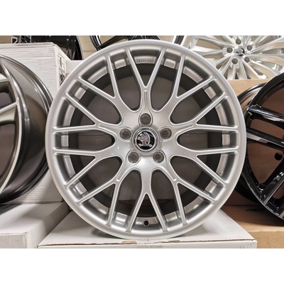 DIEWE IMPATTO 8x18 5x112 ET45 argento - silver