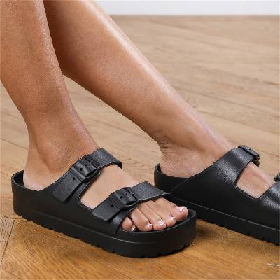 Сандали Wheres That From Women's Where's Strap Slider Flat Sandals - Black