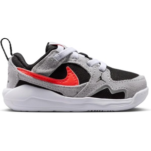 Air Jordan Баскетболни кецове Air Jordan Kids Basketball Trainers - Black/Infared - sportihobi - 74,30 лв