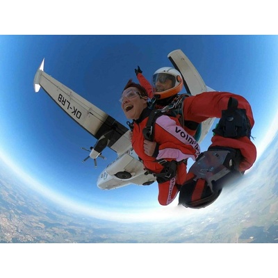 Tandemový seskok ve více lokalitách po celé ČR, Seskok z 3 000 metrů, Foto + video / 360° kamera, Chomutov