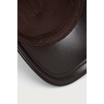 Armani Exchange шапка с козирка дамска от имитация на кожа (XW003046.AF27219)