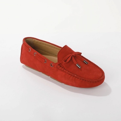 Kožené mokasíny s ozdobnými šňůrkami červená
