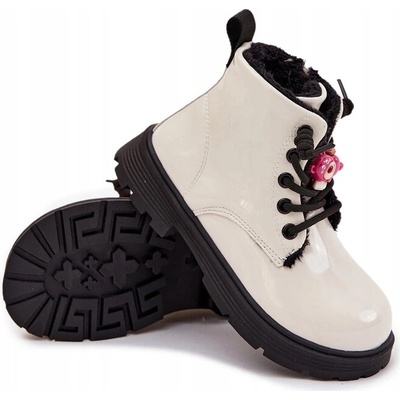 Kotníkové boty dětské zateplené pro dívky s přívěskem medvídka lakované bílé