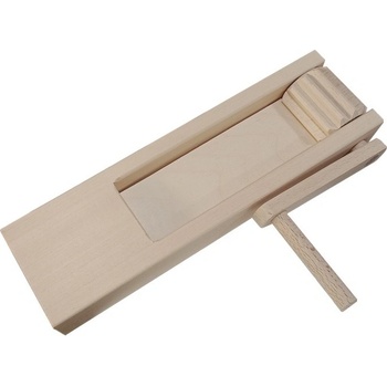 Řehtačka dřevěná velká Kučerňák