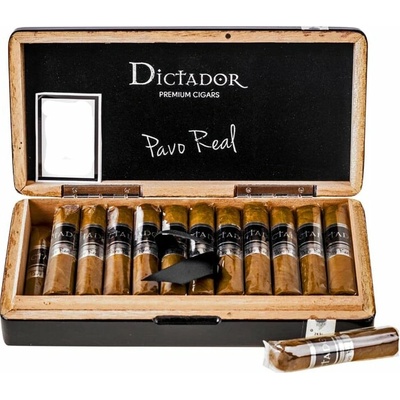 Dictador Pavo Real Half Corona 24 ks