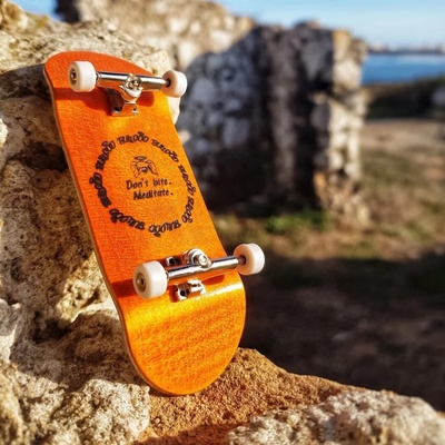 Fingerboard Komplet Profissionais 32mm Don't bite. Meditate.