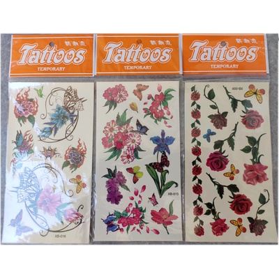 Татуировка с цветя