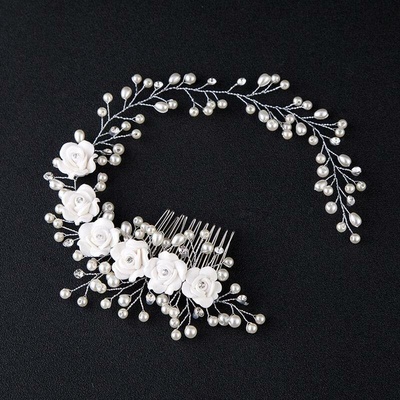 Naishide Jewelry Svatební ozdoba do vlasů KVĚTY S PERLAMI A KAMÍNKY - bílá